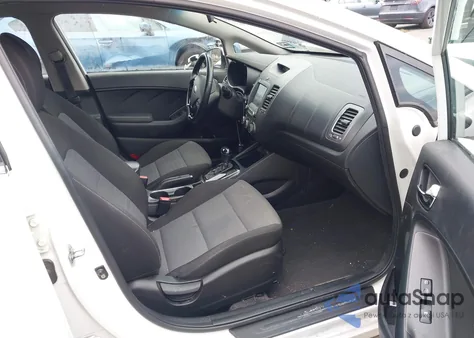 2017 Kia Forte S из США, поврежденный, VIN 3KPFL4A78HE136321